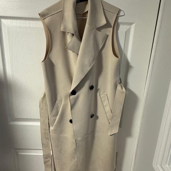 Cream Midi Vest with Buttons and Tie belt - Picture 2 of 4